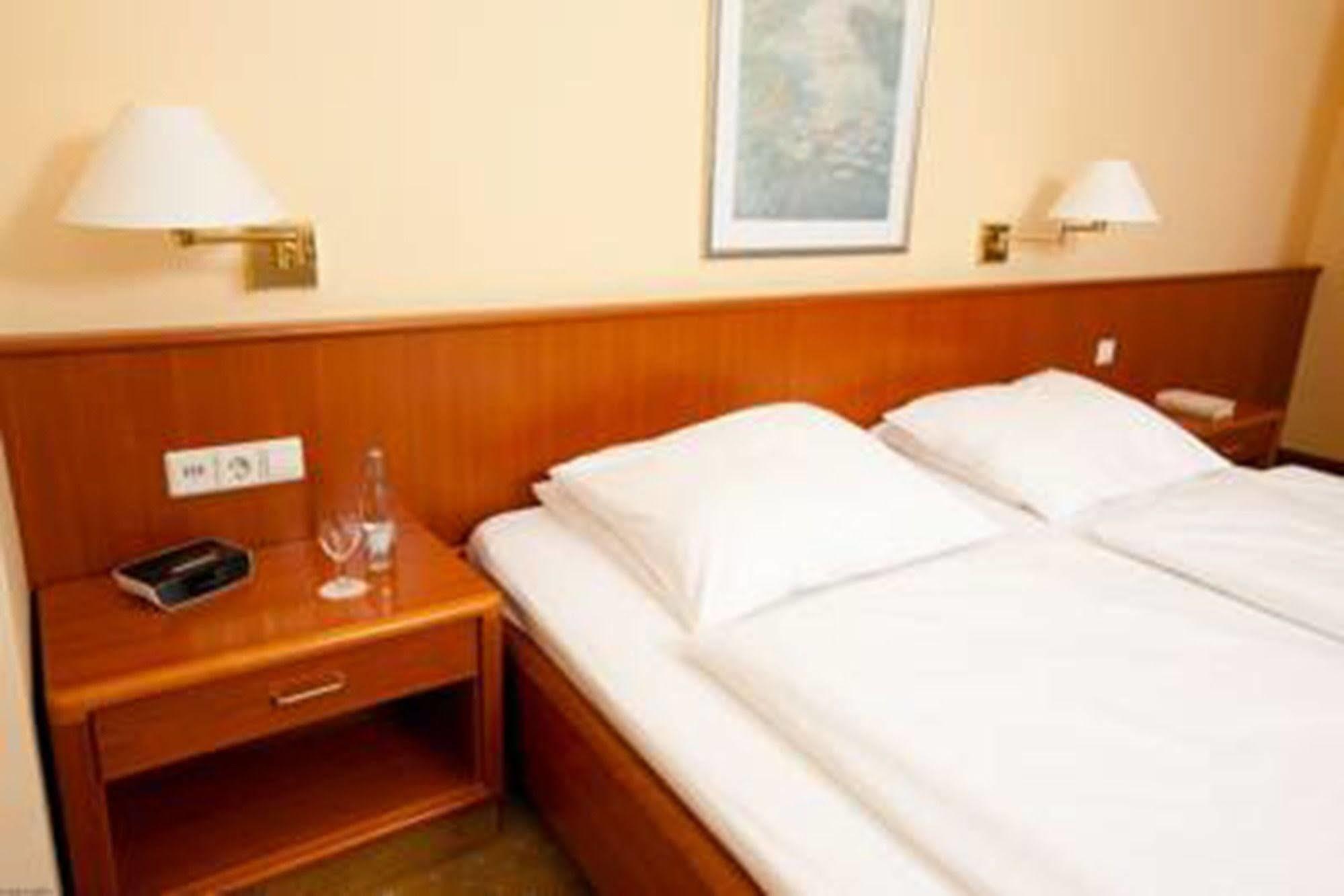 Best Western Hotel Geheimer Rat Magdeburg Bagian luar foto